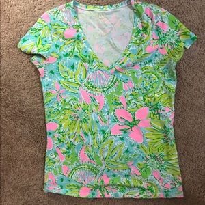 Never worn!!!! Lilly Short Sleeve!